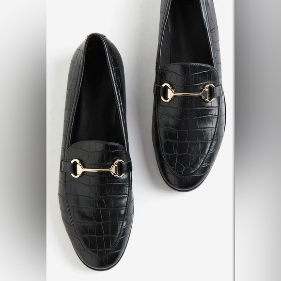 H&M Crocodile Pattern Loafers, Black, Size 38 - Picture 1 of 7